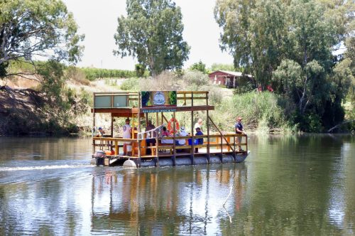 activities-boat-cruise